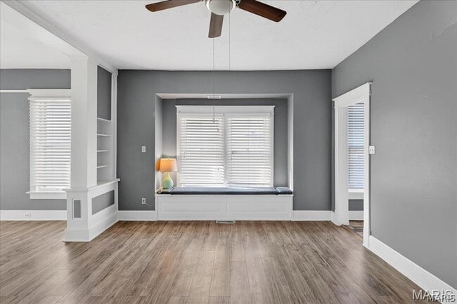 Building Photo - 221 Lebanon Ave