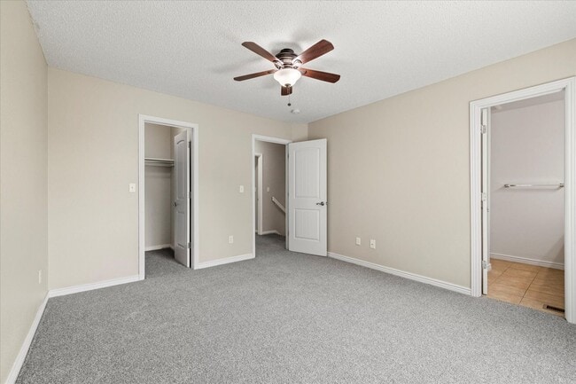 Building Photo - 4 Bed, 3 bath home in Parker