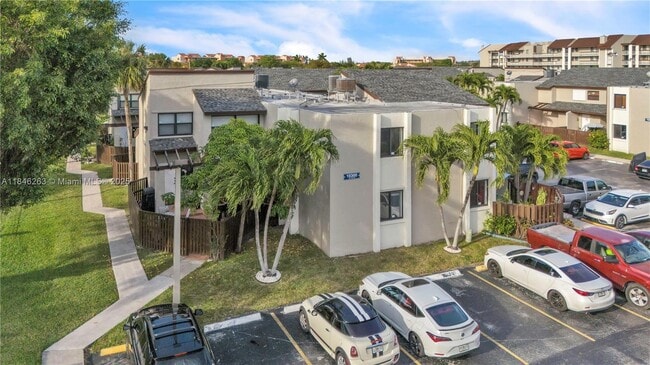 Building Photo - 10300 NW 9th St Cir