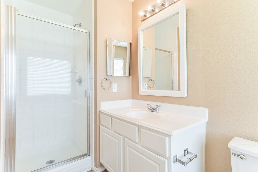 Building Photo - 20515 Fairworth Pl Ln