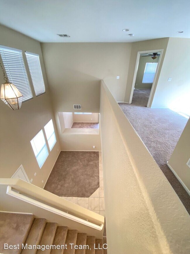 Building Photo - 3 br, 2 bath House - 9118 Wine Cellar - Wi...