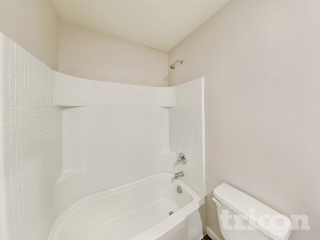 Building Photo - 837 Mallorie Ln