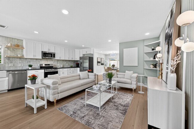 Building Photo - 4030 Woodshire St