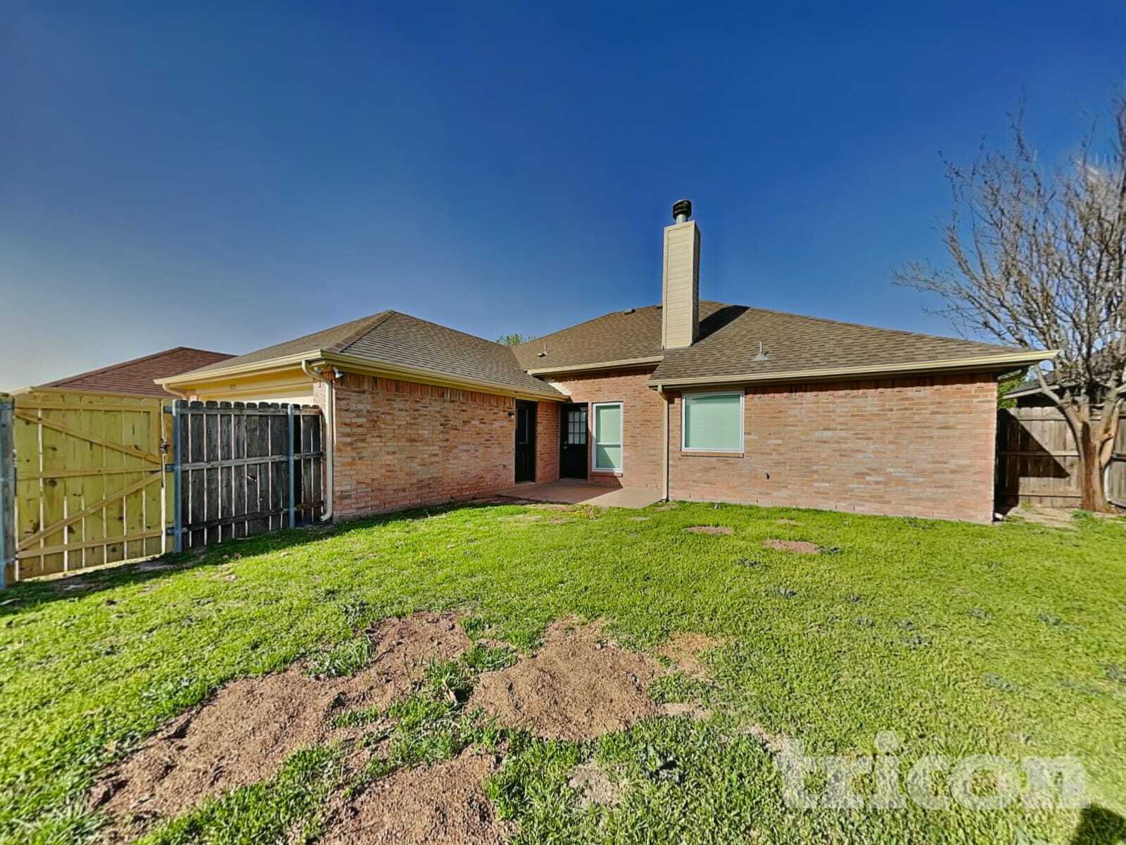 Building Photo - 112 Clover Leaf Ln