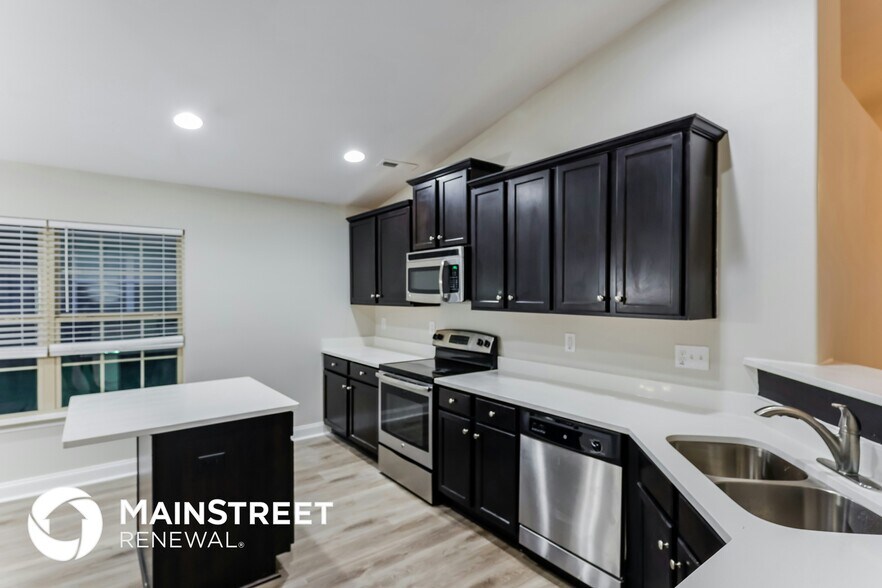 Building Photo - 296 Ivy Hills Cir