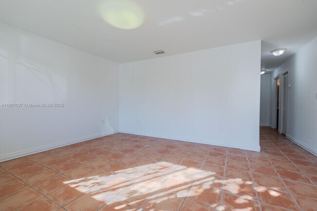 Building Photo - 28147 SW 142nd Ct