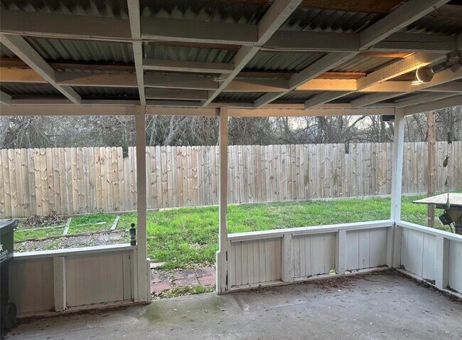 Building Photo - 4375 Kevinkay Dr