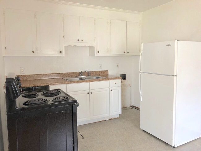 Building Photo - 406 Bosley Ave