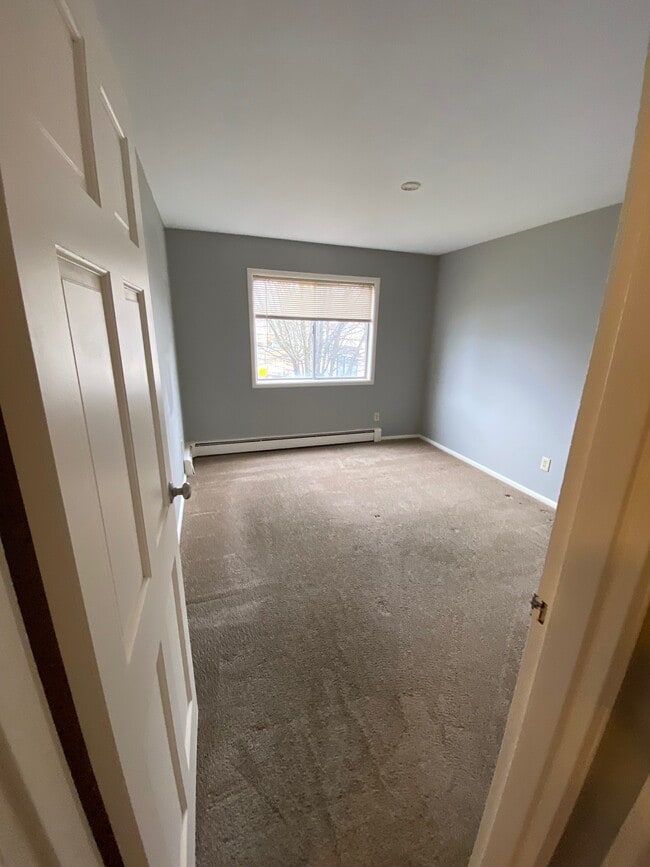 Building Photo - 799 Sergeant Palmateer Way