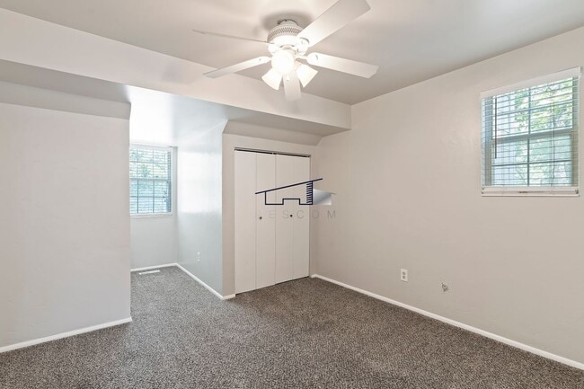 Building Photo - 77 Pheasantbrook Cir