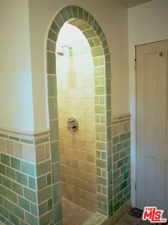 Building Photo - 11720 Laurelcrest Dr