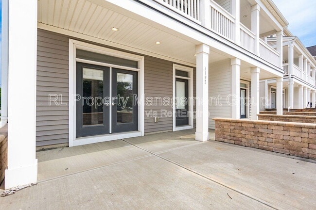 Building Photo - 1192 N Grant Ave