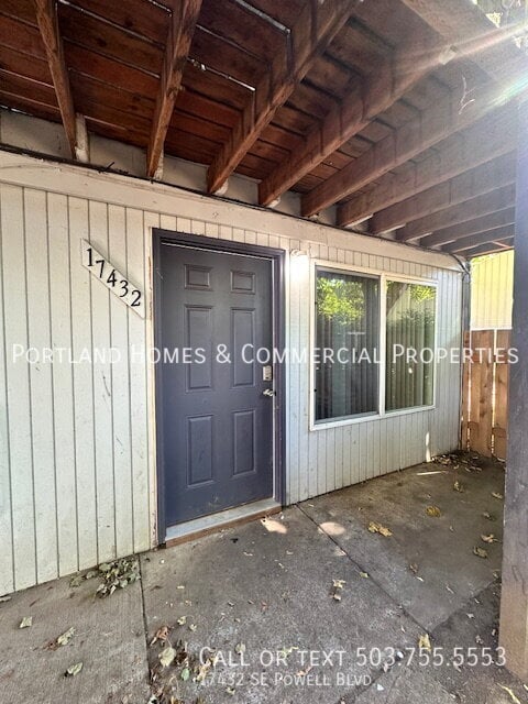 Building Photo - 17432 SE Powell Blvd