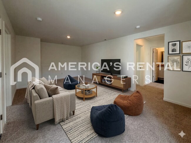 Building Photo - Modern Two Story Living in Doss Ferry - Available NOW!!