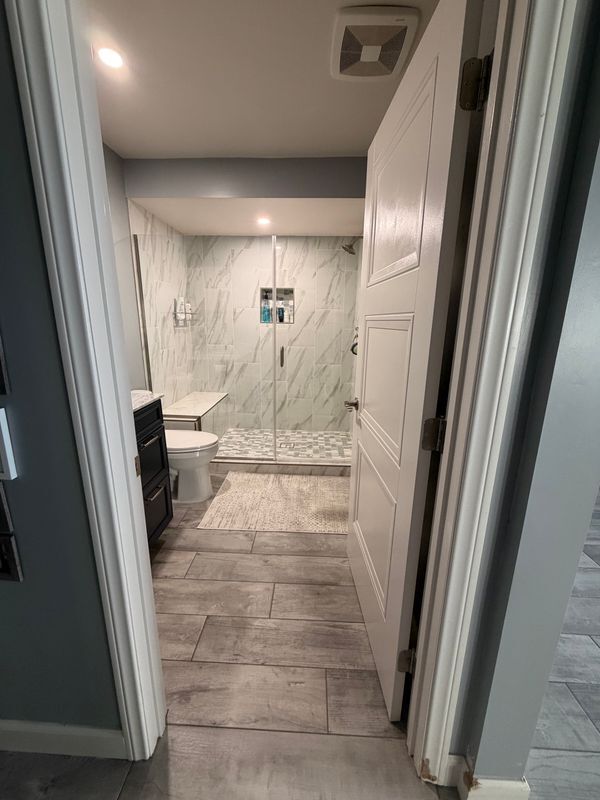 Building Photo - 11260 Orion Ave