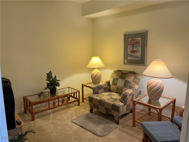 Building Photo - 9636 Hemingway Ln