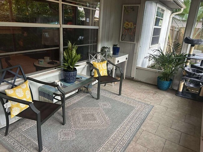 Building Photo - 4 Bed 2 Bath In Sable Chase