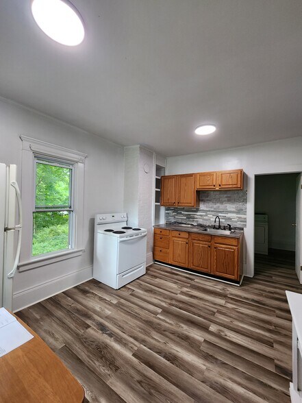 Kitchen - 89 S Main St