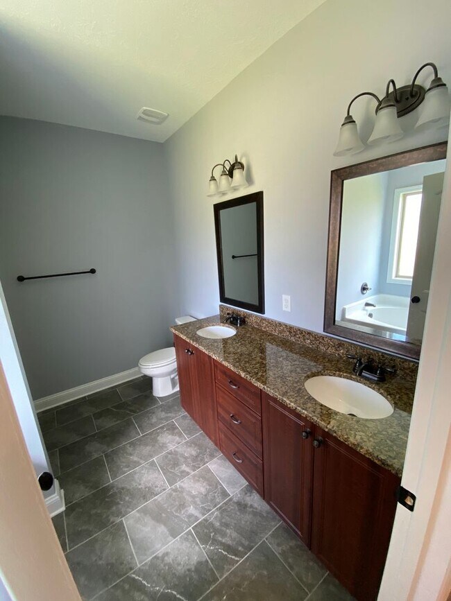 Building Photo - 70 Rachel Avenue