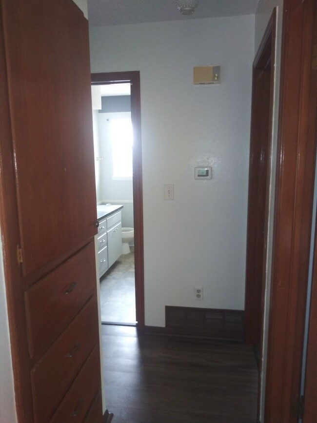Building Photo - 4720 Spiva Dr