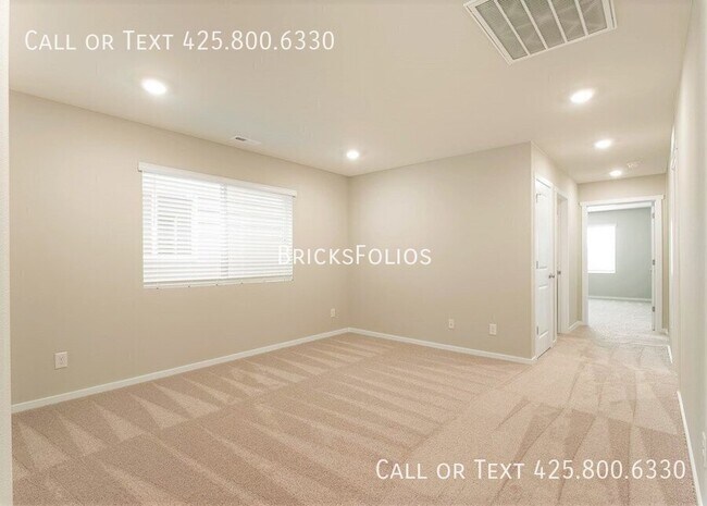 Building Photo - 18729 107th Ave Ct E