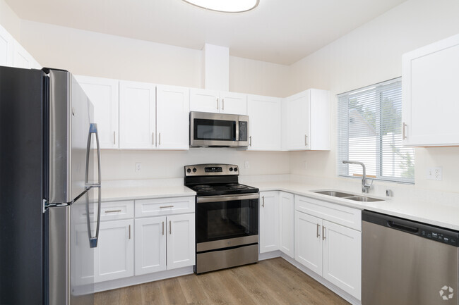 Interior Photo - 4th Avenue Homes