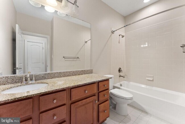 Building Photo - 42524 Rowderbury Square
