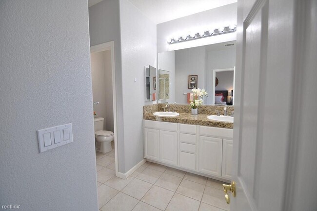 Building Photo - 1612 Salamoni Ct