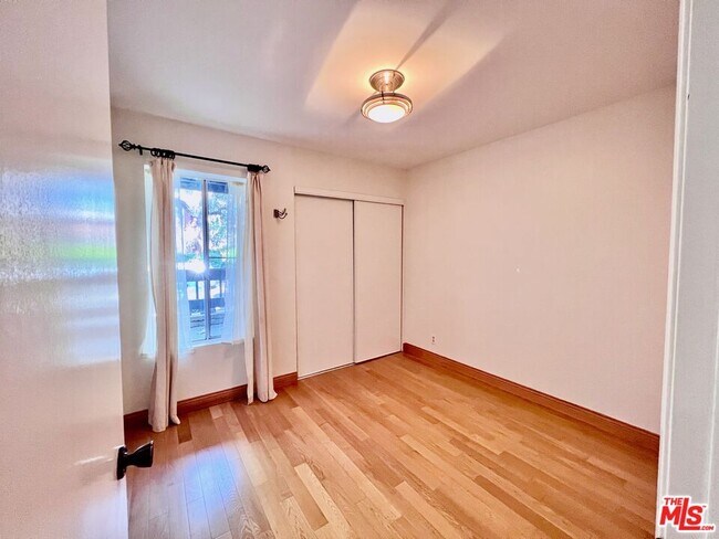 Building Photo - 4805 Maytime Ln