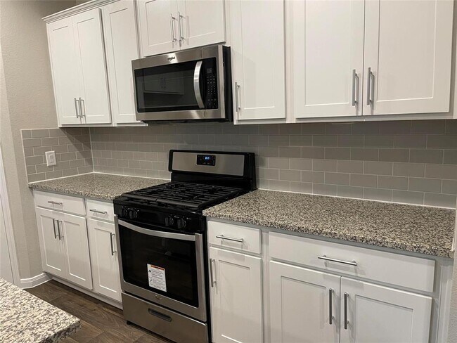 Building Photo - 618 Golden Grove Pkwy