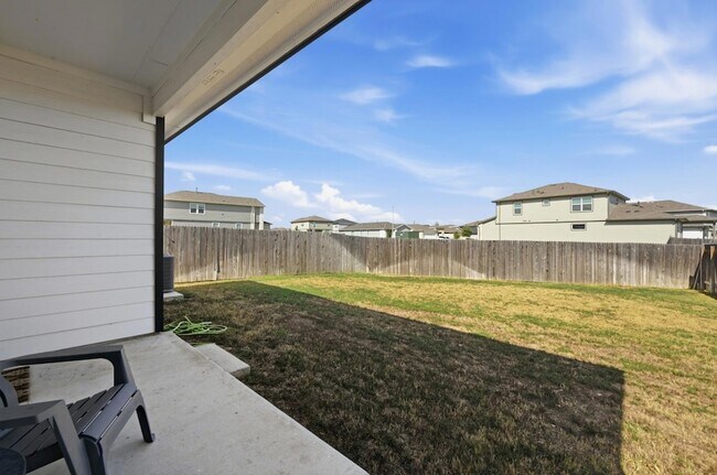 Building Photo - 526 Millbrook Blvd