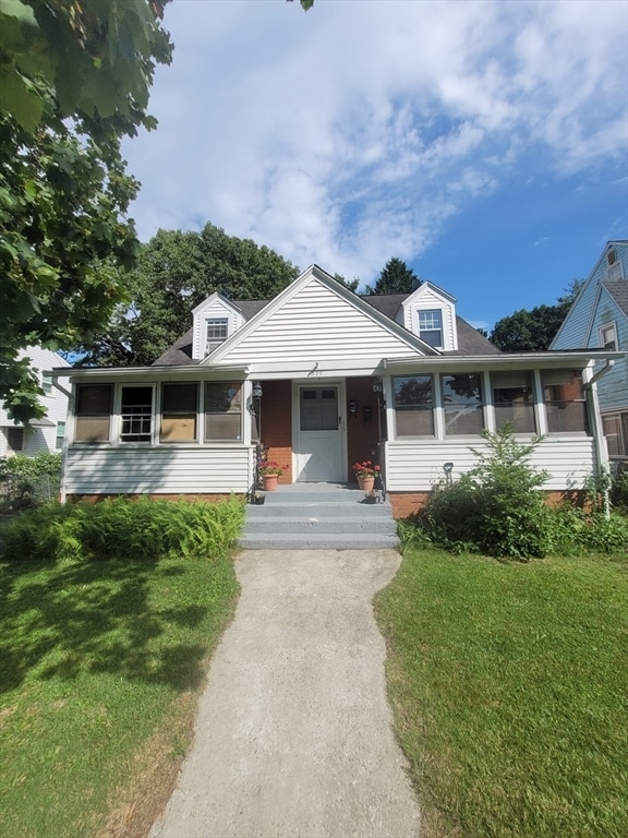 Primary Photo - 309 Lexington St