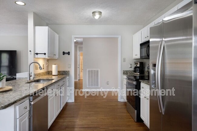 Building Photo - 310 Timberidge Dr