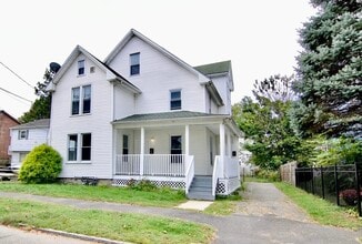 Building Photo - 58 Howes St