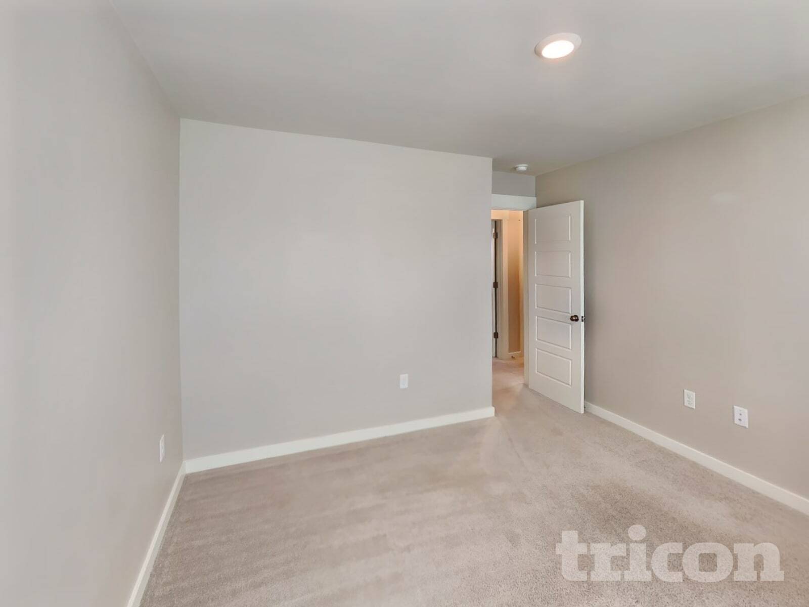 Building Photo - 1720 Lannister Ave