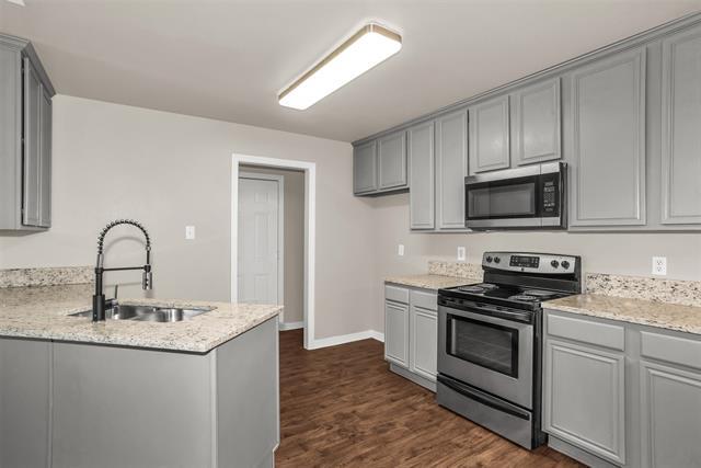 Building Photo - 2747 Malibu Ct