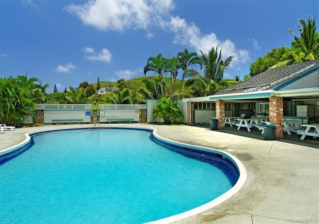Building Photo - Upgraded 3 bedroom/2 bath townhome at Yach...
