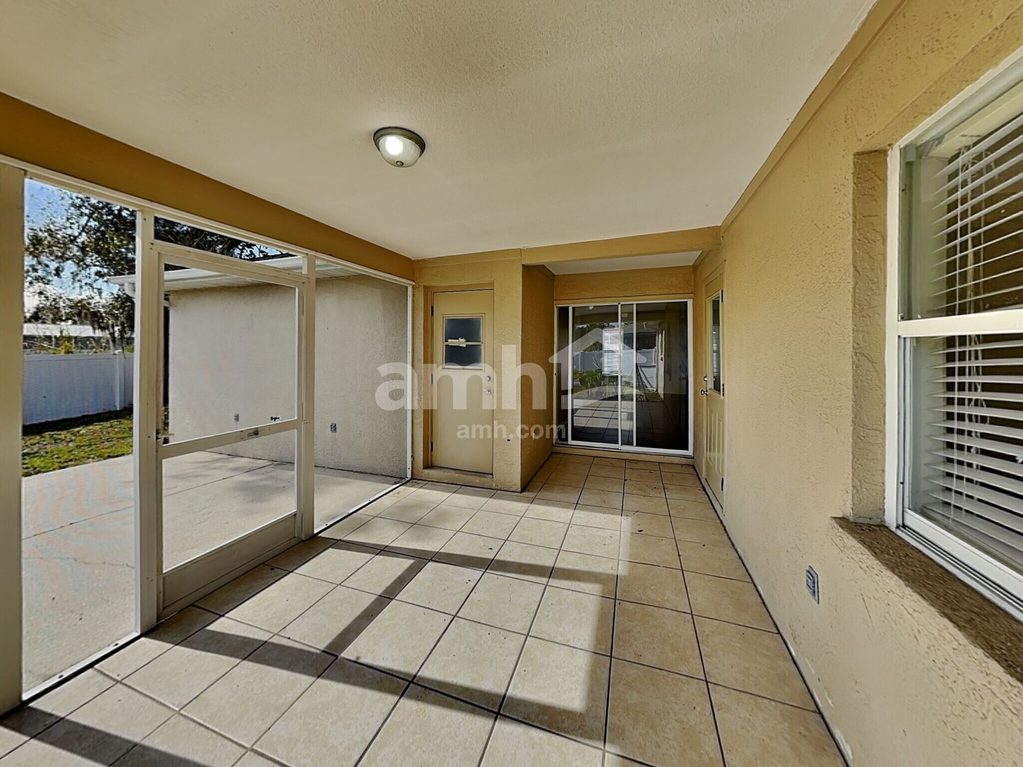 Building Photo - 3118 37th Ter E