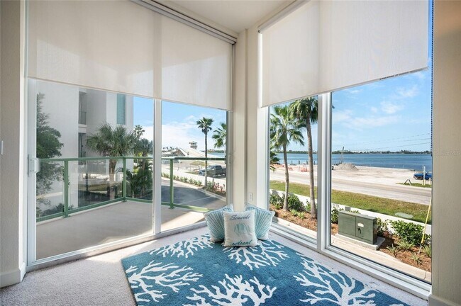 Building Photo - 1375 Beach Rd