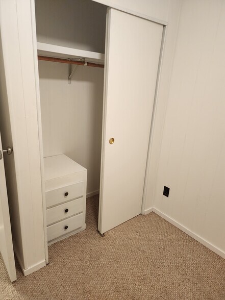 Small Storage or bedroom - 378 Madrid Rd