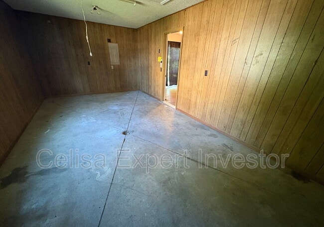 Building Photo - 203 Washburn Ave