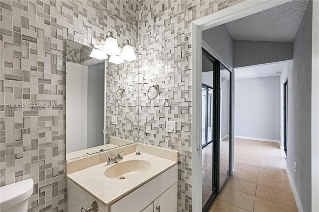 Building Photo - 9568 Boca Gardens Pkwy