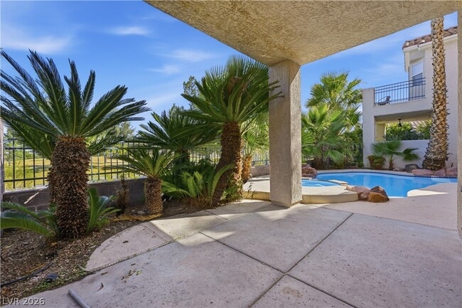 Building Photo - 9236 Eagle Ridge Dr