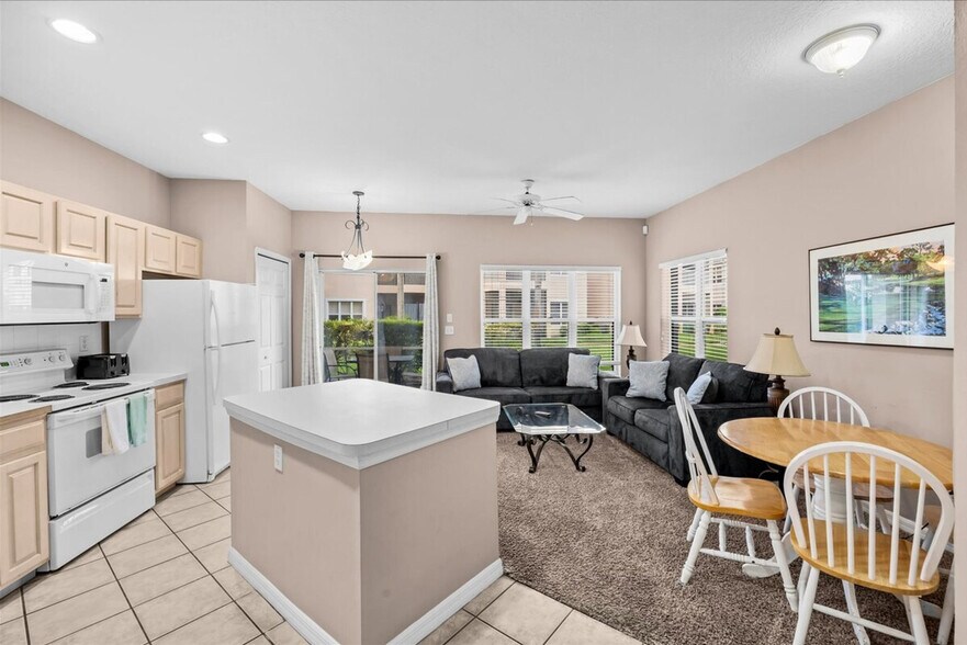 Building Photo - 9955 Perfect Dr
