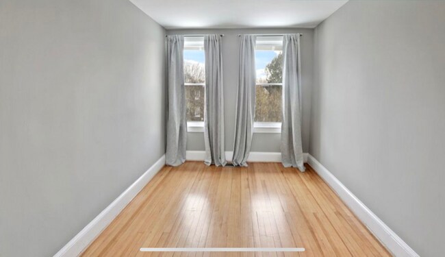 Building Photo - 1401 Trinidad Ave NE