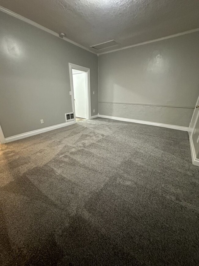 Building Photo - Washington Blvd