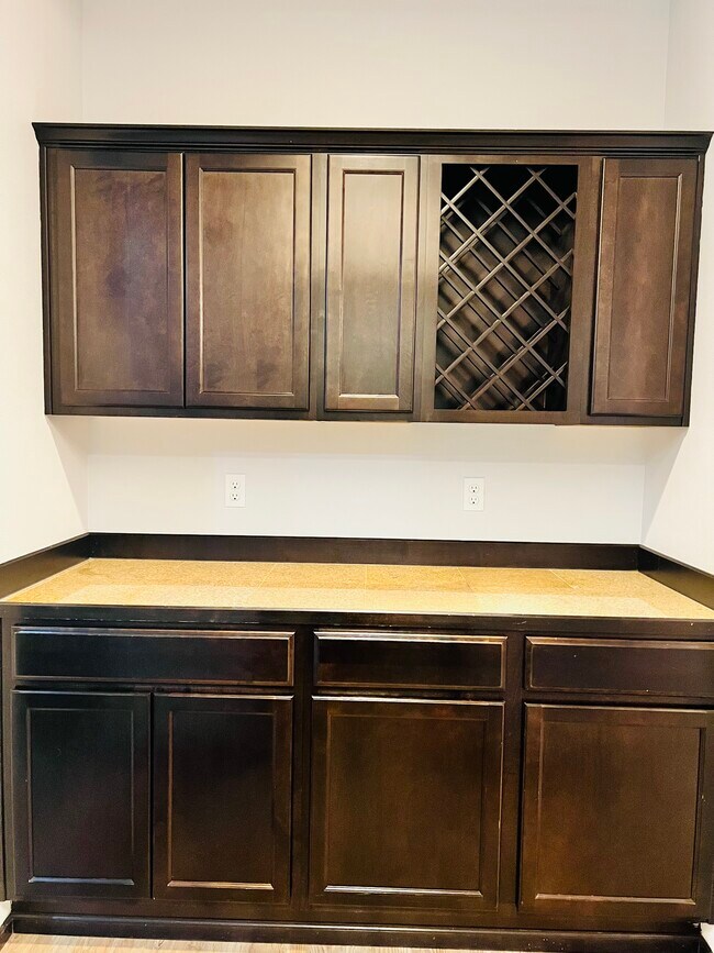 Building Photo - 5815 148th Pl NE