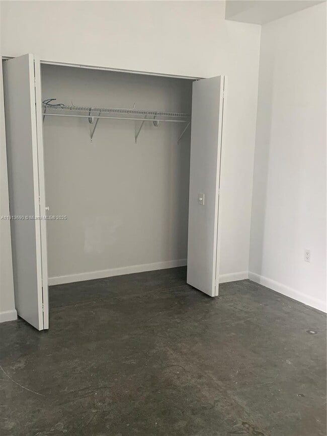 Building Photo - 133 NE 2nd Ave