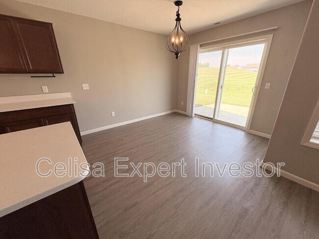 Building Photo - 4914 Stone Canyon Passage
