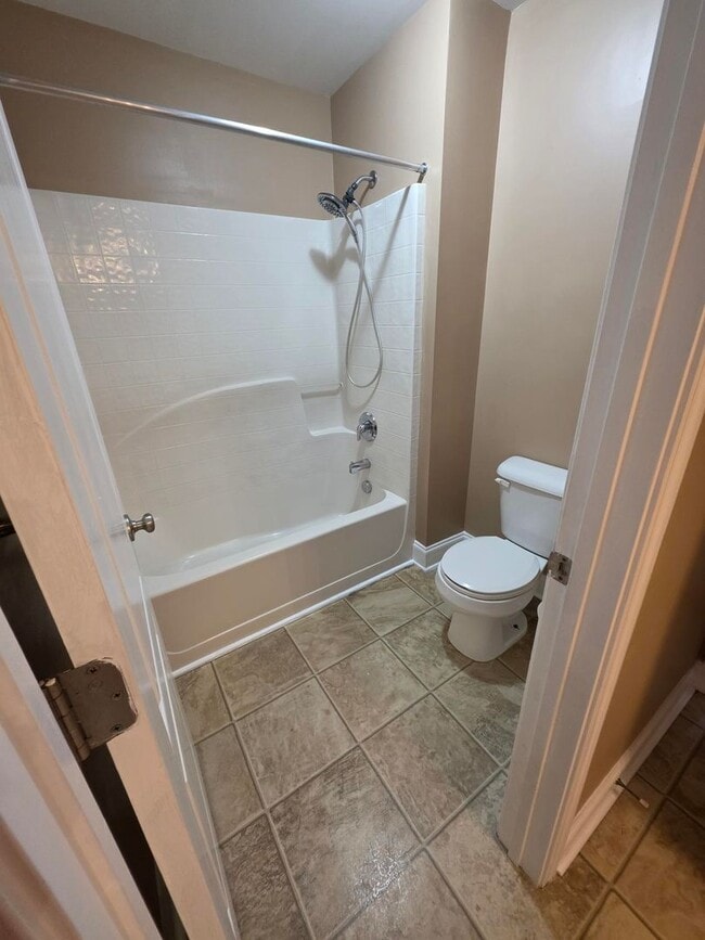 Building Photo - 9 Haven Point